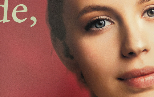 Reproduce smooth, natural-looking skin tones with reduced graininess.